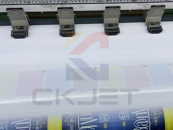 Cao Khoa đã lắp xong đầu phun 2 Konica 512i cho Khách ở Hóc Môn siêu chất 328
