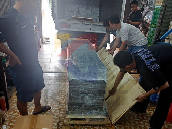 Cao Khoa lắp đặt máy in quảng cáo 1m7 đầu i3200 cho Anh Khách ở Sóc Trăng