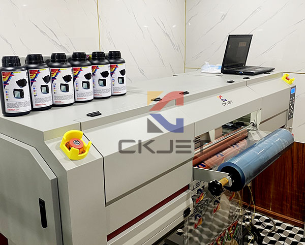 Máy In UV DTF 3D Nổi In Quần Áo Thể Thao Bóng Đá Chất Lượng